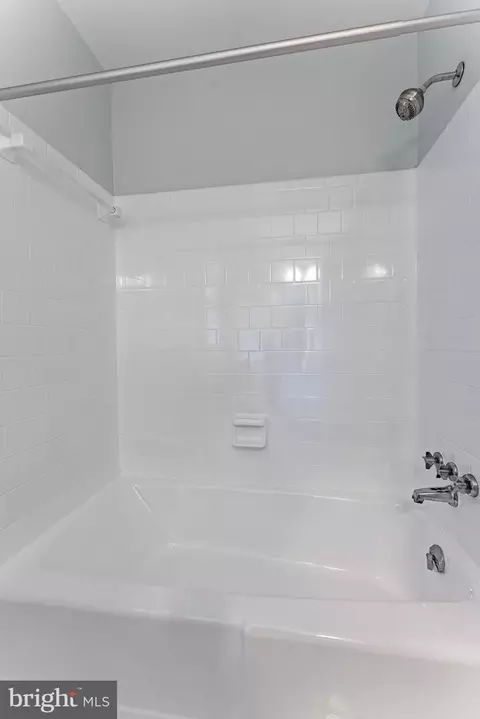 Bath - 8318 Oakford Dr, Springfield, VA 22152 photo 10 of 10