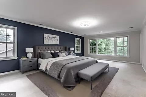 Bedroom - 8318 Oakford Dr, Springfield, VA 22152 photo 1 of 17