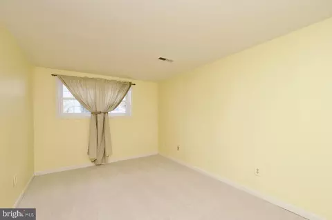 Bedroom - 8837 Eagle Rock Ln, Springfield, VA 22153 photo 2 of 3