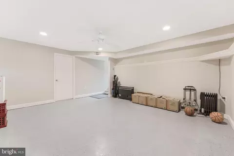 7920 Old Falls Rd, Mclean, VA 22102 photo 42