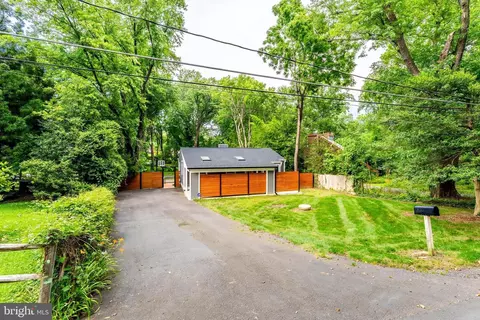 7920 Old Falls Rd, Mclean, VA 22102 photo 43