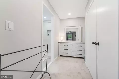 7920 Old Falls Rd, Mclean, VA 22102 photo 15