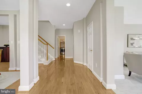 Entry Way - 8552 Bauer Cir, Springfield, VA 22152 photo 1 of 4