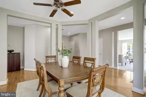 Dining - 8552 Bauer Cir, Springfield, VA 22152 photo 3 of 3