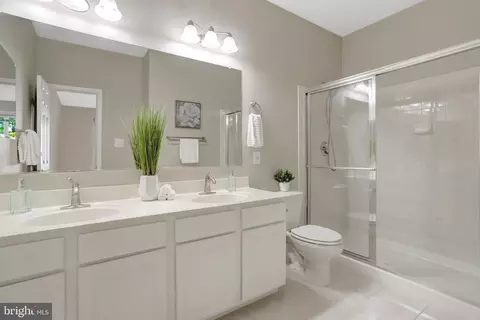 Bath - 8552 Bauer Cir, Springfield, VA 22152 photo 1 of 7