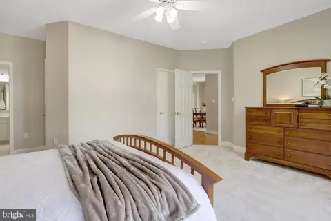Bedroom - 8552 Bauer Cir, Springfield, VA 22152 photo 4 of 9