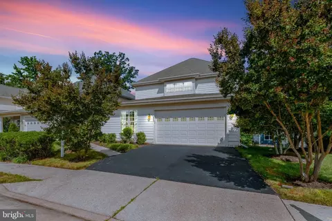 Exterior - 8552 Bauer Cir, Springfield, VA 22152 photo 2 of 13