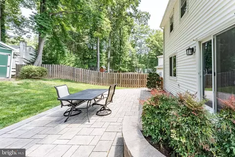 Exterior - 9704 Glenway Ct, Burke, VA 22015 photo 18 of 21
