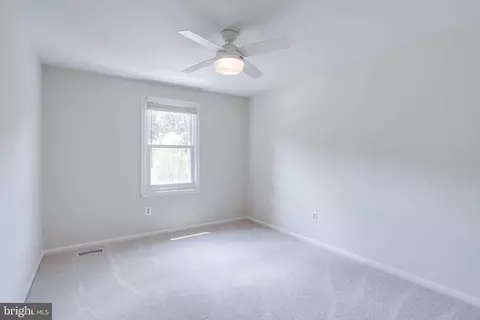 Bedroom - 9704 Glenway Ct, Burke, VA 22015 photo 4 of 5
