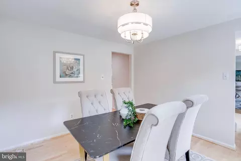 Dining - 9704 Glenway Ct, Burke, VA 22015 photo 6 of 6