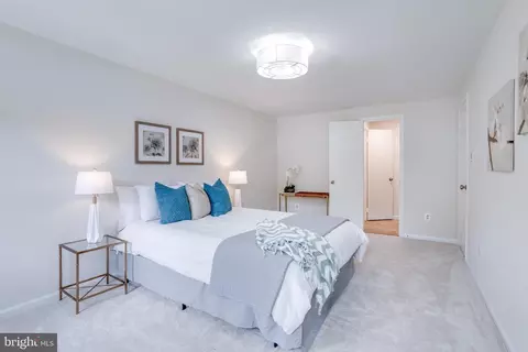 Bedroom - 9704 Glenway Ct, Burke, VA 22015 photo 5 of 5
