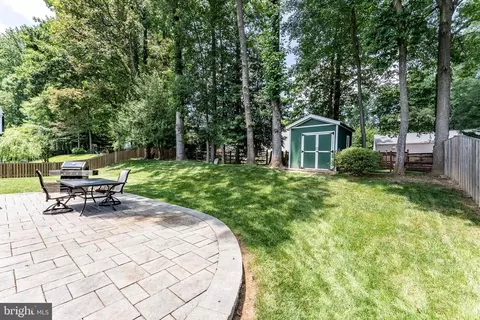 Exterior - 9704 Glenway Ct, Burke, VA 22015 photo 20 of 21