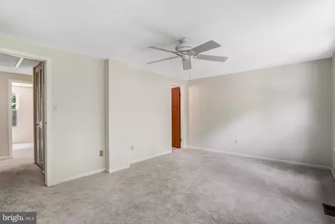 9147 Everett Ct, Springfield, VA 22152 photo 13