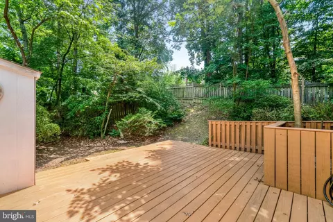 9147 Everett Ct, Springfield, VA 22152 photo 9