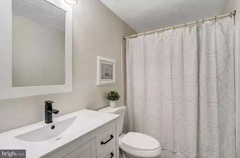 9147 Everett Ct, Springfield, VA 22152 photo 15
