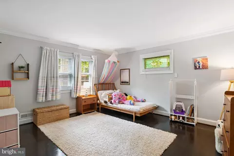 Bedroom - 1426 Highwood Dr, Mclean, VA 22101 photo 3 of 6