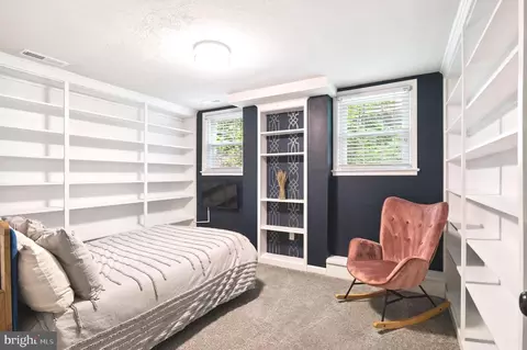 Bedroom - 1426 Highwood Dr, Mclean, VA 22101 photo 6 of 6