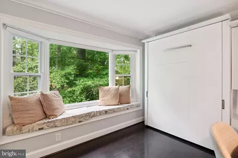 Bedroom - 1426 Highwood Dr, Mclean, VA 22101 photo 1 of 6