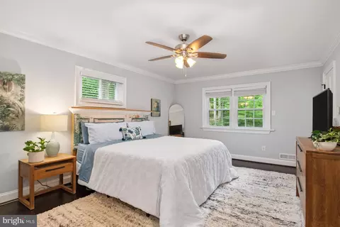 Bedroom - 1426 Highwood Dr, Mclean, VA 22101 photo 2 of 6