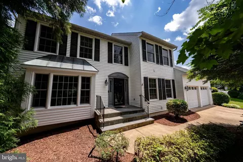 13824 Springstone Dr, Clifton, VA 20124