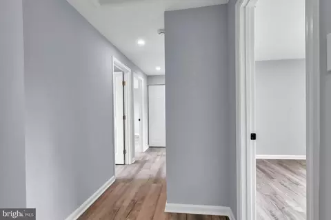 Entry Way - 7401 Loughboro Ln, Springfield, VA 22150 photo 5 of 9