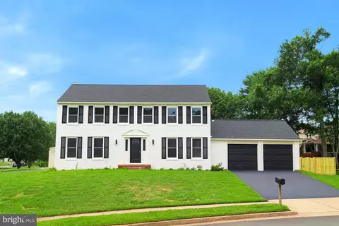7401 Loughboro Ln, Springfield, VA 22150