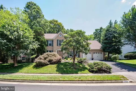 Exterior - 6909 Trillium Ln, Springfield, VA 22152 photo 17 of 22