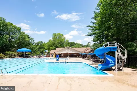 Exterior - 6909 Trillium Ln, Springfield, VA 22152 photo 19 of 22