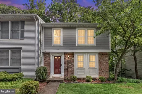 11722 Mossy Creek Ln, Reston, VA 20191