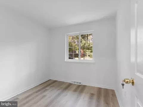 Bedroom - 2369 Old Trail Dr, Reston, VA 20191 photo 4 of 7
