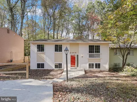 Exterior - 2369 Old Trail Dr, Reston, VA 20191 photo 2 of 9