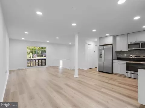 Living - 2369 Old Trail Dr, Reston, VA 20191 photo 4 of 11