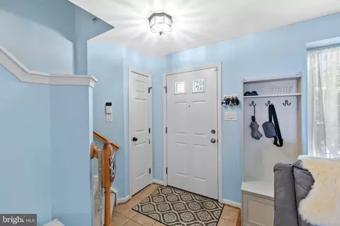 6388 Andrew Matthew Ter, Springfield, VA 22150 photo 11