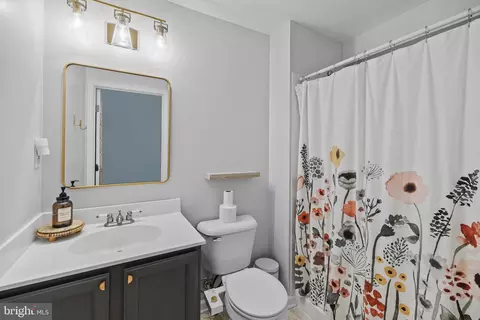 6388 Andrew Matthew Ter, Springfield, VA 22150 photo 10