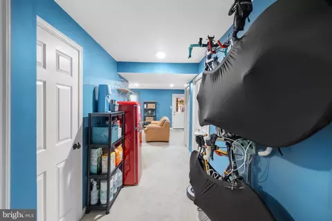 6388 Andrew Matthew Ter, Springfield, VA 22150 photo 8