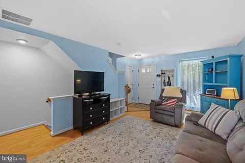 6388 Andrew Matthew Ter, Springfield, VA 22150 photo 14