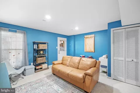 6388 Andrew Matthew Ter, Springfield, VA 22150 photo 5