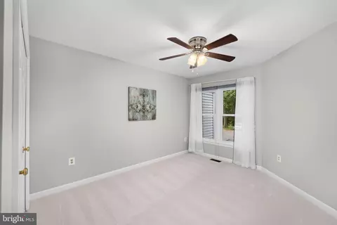5409 Tripolis Ct, Burke, VA 22015 photo 28
