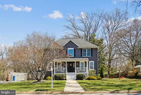 8445 Radford Ave, Alexandria, VA 22309