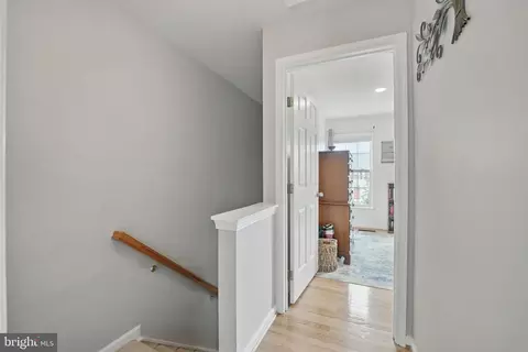 6383 Michael Robert Dr, Springfield, VA 22150 photo 18