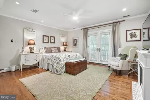 7112 Holyrood Dr, Mclean, VA 22101 photo 15