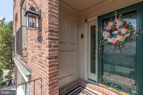 Entry Way - 6602 Madison Mclean Dr, Mclean, VA 22101 photo 1 of 8