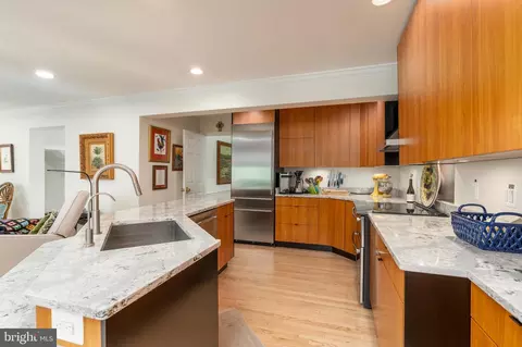 Kitchen - 6602 Madison Mclean Dr, Mclean, VA 22101 photo 4 of 5