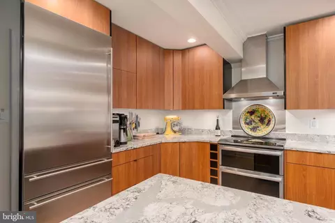 Kitchen - 6602 Madison Mclean Dr, Mclean, VA 22101 photo 3 of 5