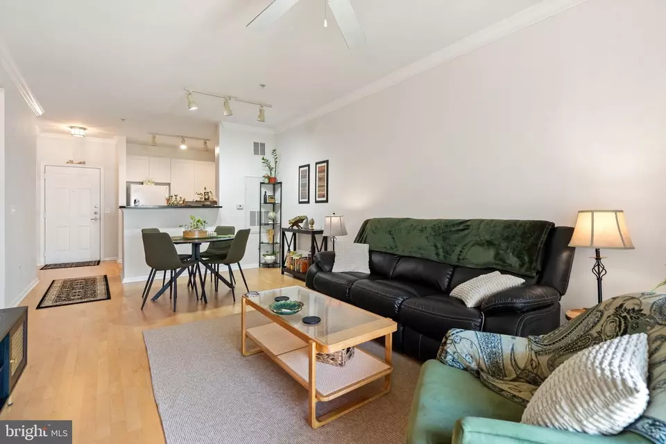 Other - 2791 Centerboro Dr #384, Vienna, VA 22181 photo 1 of 30