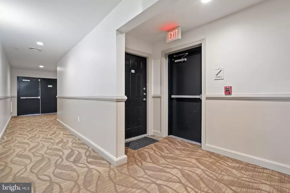 Entry Way - 2791 Centerboro Dr #384, Vienna, VA 22181 photo 1 of 8