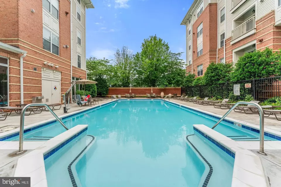Exterior - 2791 Centerboro Dr #384, Vienna, VA 22181 photo 22 of 22