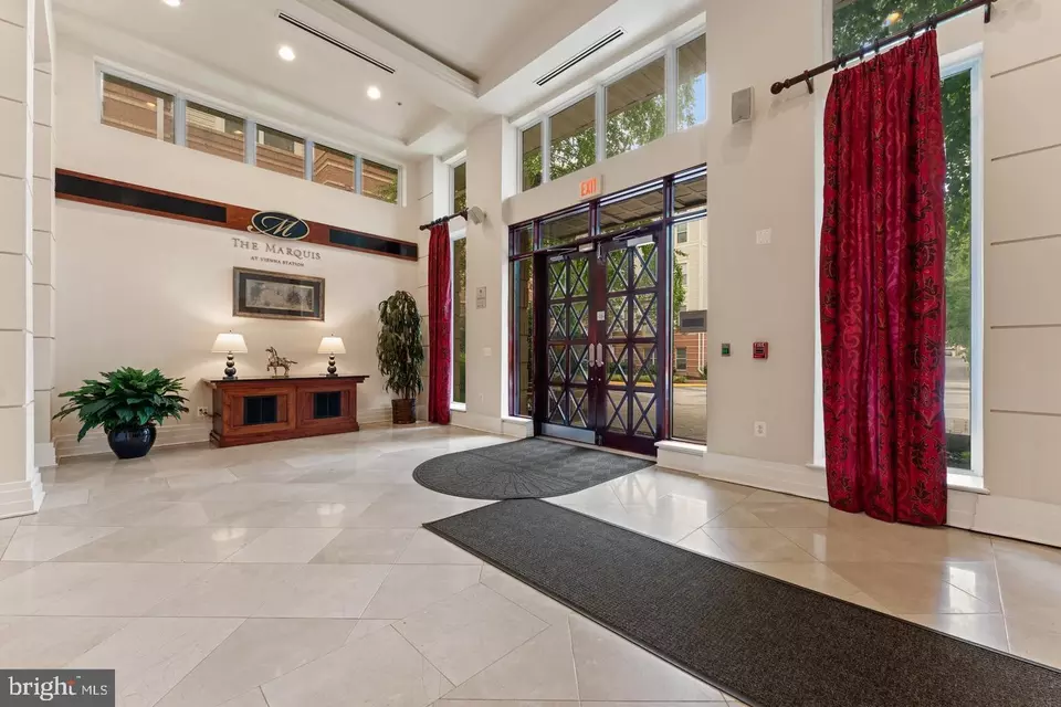 Entry Way - 2791 Centerboro Dr #384, Vienna, VA 22181 photo 5 of 8