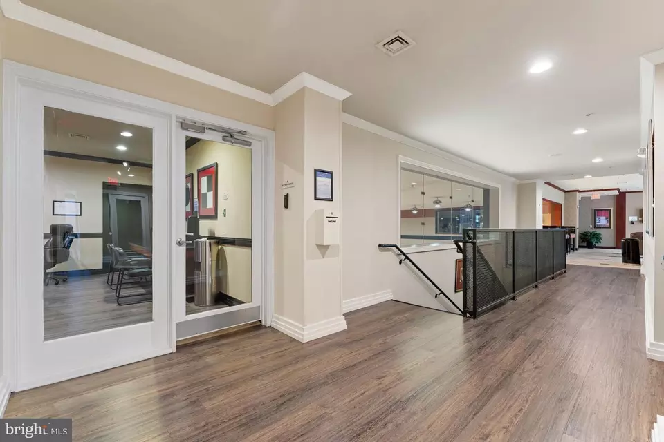 Entry Way - 2791 Centerboro Dr #384, Vienna, VA 22181 photo 7 of 8