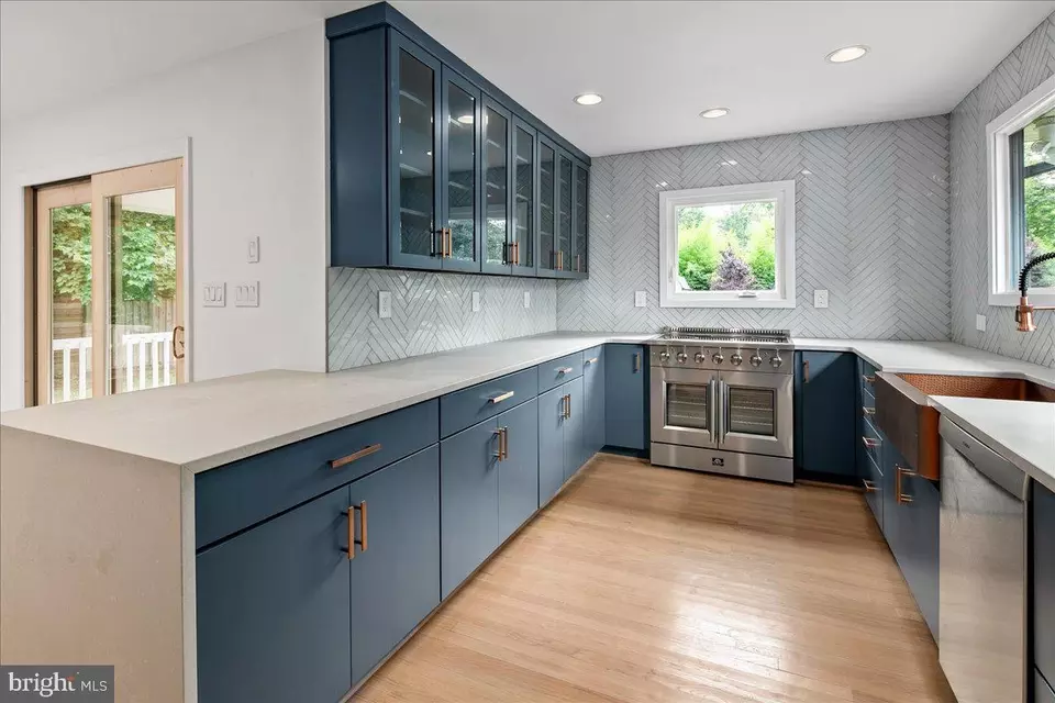 Kitchen - 9026 Mcnair Dr, Alexandria, VA 22309 photo 6 of 6